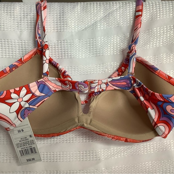 Shade and Shore Bikini Top 32B - Picture 2 of 2